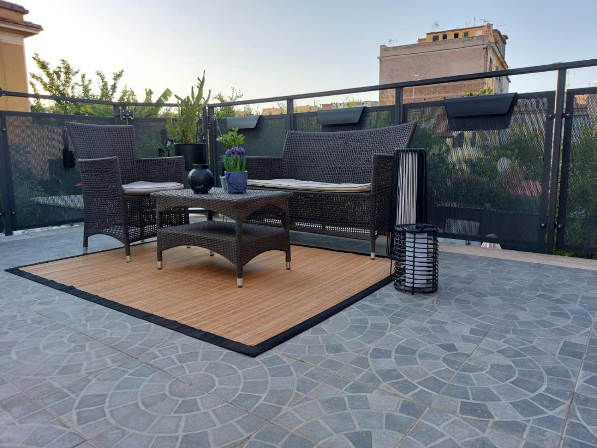 Vic Pigneto, Luxury House Terrace Apartment Rom